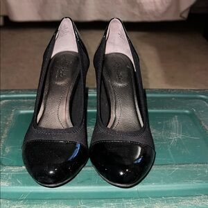 Elegant Black Women's Shoes